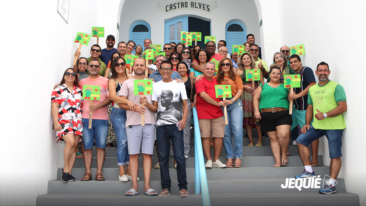 Prefeitura de Jequié realiza quarta edição do Bosque do Amor com plantio de árvores, em ato simbólico de cuidado com o meio ambiente